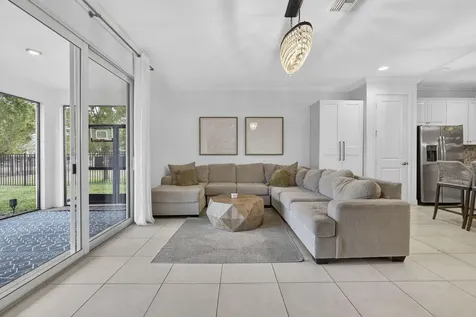 886 Ember Ridge Loxahatchee FL 33470