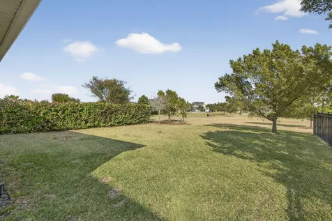 886 Ember Ridge Loxahatchee FL 33470