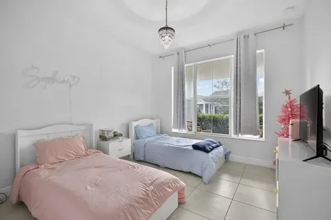 886 Ember Ridge Loxahatchee FL 33470