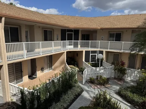 7287 S Devon Drive Tamarac FL 33321