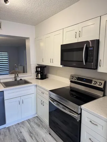 7287 S Devon Drive Tamarac FL 33321