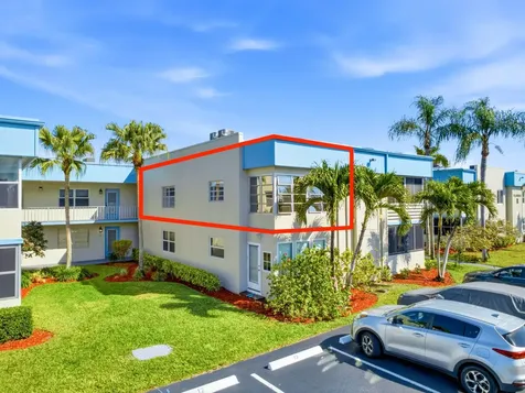 847 Flanders R Delray Beach FL 33484