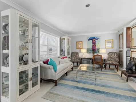 847 Flanders R Delray Beach FL 33484