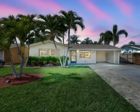 1210 Skylark Lane Lantana FL 33462
