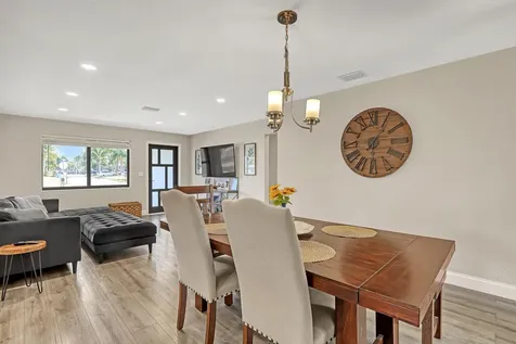 1210 Skylark Lane Lantana FL 33462