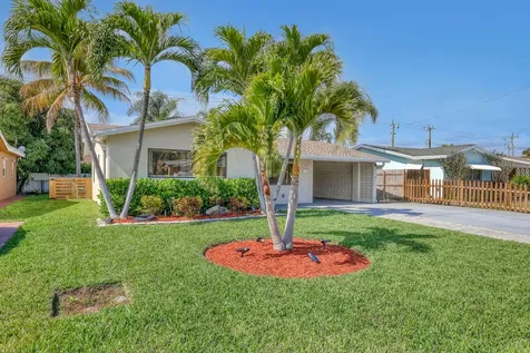 1210 Skylark Lane Lantana FL 33462