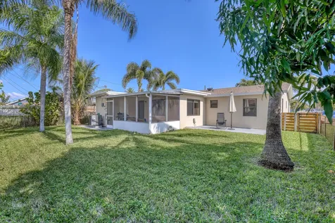 1210 Skylark Lane Lantana FL 33462