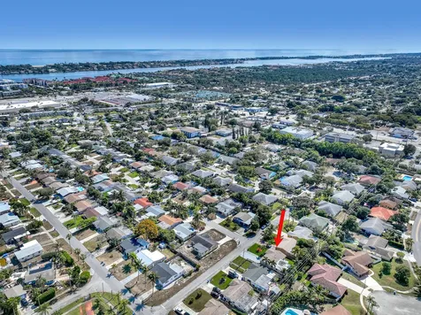 1210 Skylark Lane Lantana FL 33462