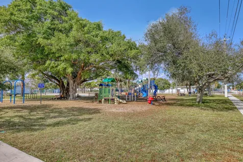 1210 Skylark Lane Lantana FL 33462
