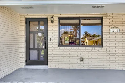 1210 Skylark Lane Lantana FL 33462
