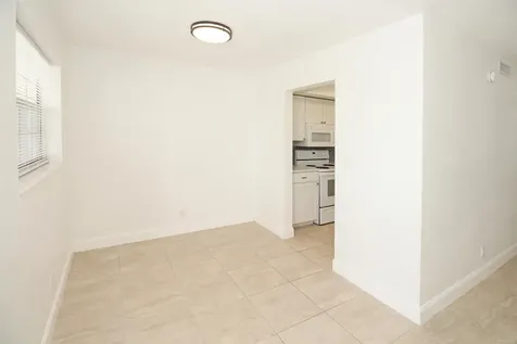 402 Lake Shore Drive Lake Park FL 33403
