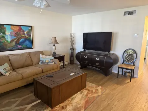 111 Shore Court North Palm Beach FL 33408
