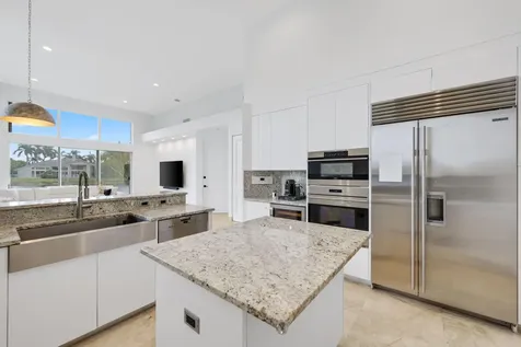 6799 Newport Lake Circle Boca Raton FL 33496