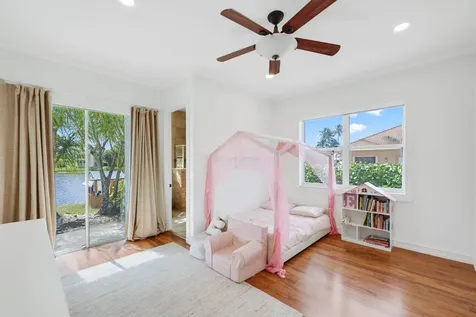 6799 Newport Lake Circle Boca Raton FL 33496