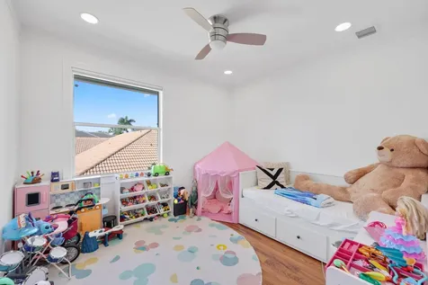 6799 Newport Lake Circle Boca Raton FL 33496