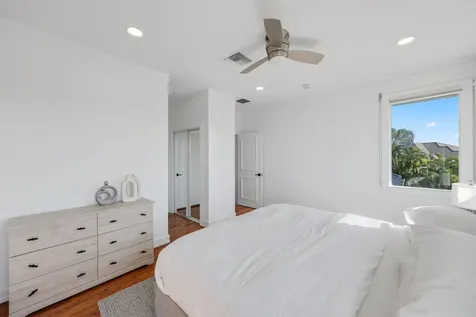 6799 Newport Lake Circle Boca Raton FL 33496