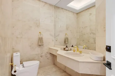 6799 Newport Lake Circle Boca Raton FL 33496