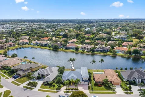 6799 Newport Lake Circle Boca Raton FL 33496