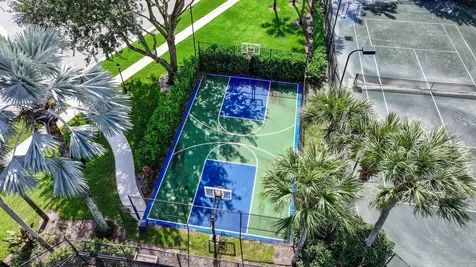 6799 Newport Lake Circle Boca Raton FL 33496