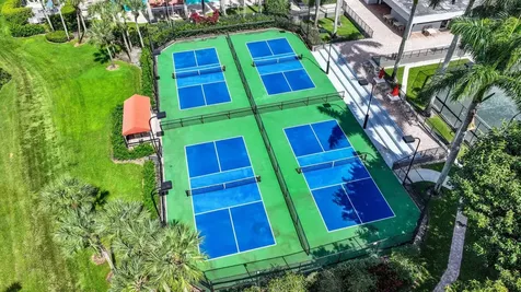 6799 Newport Lake Circle Boca Raton FL 33496