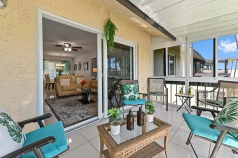 13715 Via Aurora Delray Beach FL 33484