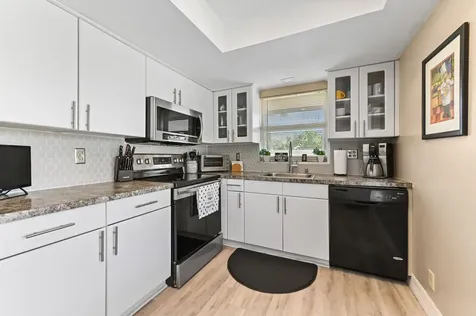 13715 Via Aurora Delray Beach FL 33484