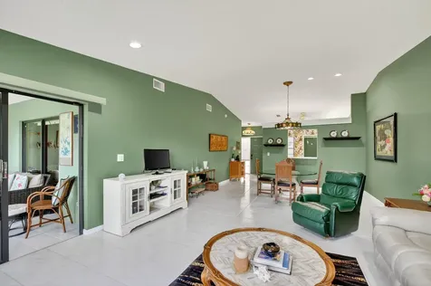 6096 Kings Gate Circle Delray Beach FL 33484