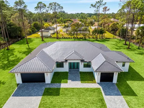 16818 78th Road The Acreage FL 33470