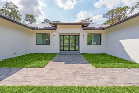 16818 78th Road The Acreage FL 33470