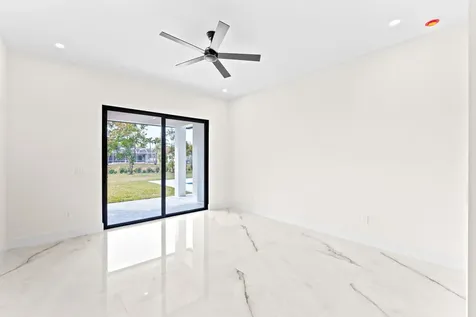16818 78th Road The Acreage FL 33470