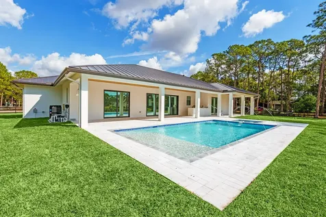 16818 78th Road The Acreage FL 33470
