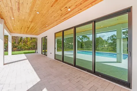 16818 78th Road The Acreage FL 33470