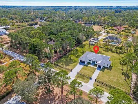 16818 78th Road The Acreage FL 33470