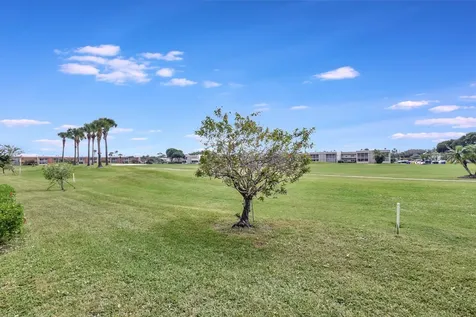 565 Piedmont L Delray Beach FL 33484