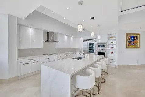 701 Se 21st Avenue Deerfield Beach FL 33441
