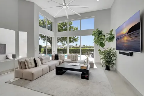 4114 Nw Briarcliff Circle Boca Raton FL 33496