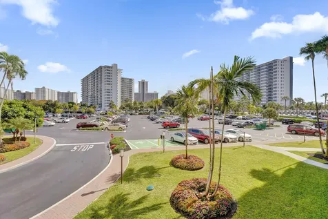 3200 Ne 36th Street Fort Lauderdale FL 33308