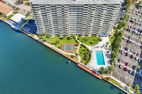 3200 Ne 36th Street Fort Lauderdale FL 33308
