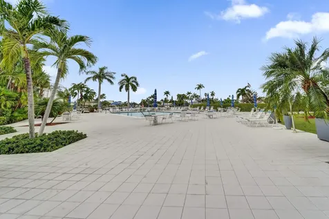 3200 Ne 36th Street Fort Lauderdale FL 33308