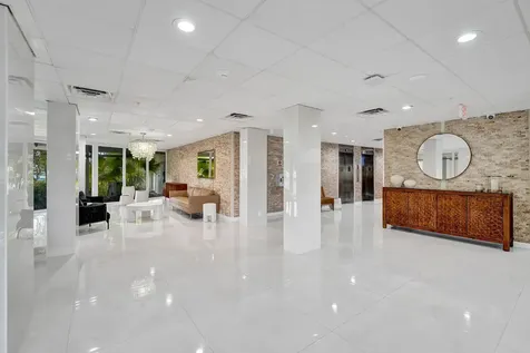 3200 Ne 36th Street Fort Lauderdale FL 33308