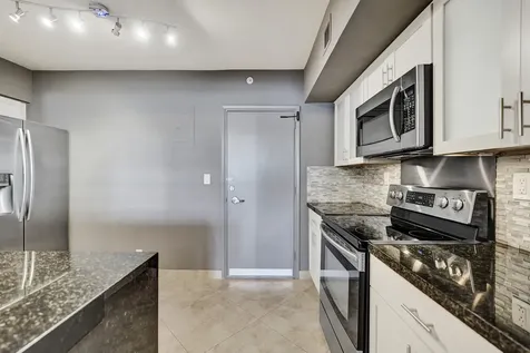 3200 Ne 36th Street Fort Lauderdale FL 33308