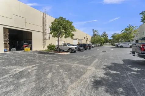 1071 NW 31st Avenue Pompano Beach FL 33069