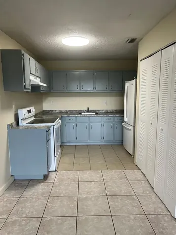 17922 NW 40th Court Miami Gardens FL 33055