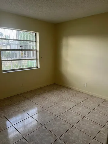17922 NW 40th Court Miami Gardens FL 33055