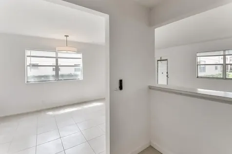 447 Saxony J Way Delray Beach FL 33446