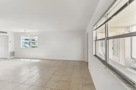 447 Saxony J Way Delray Beach FL 33446
