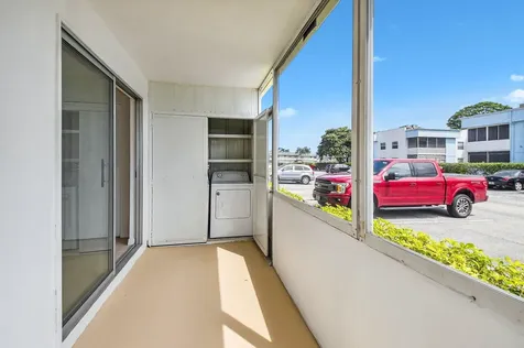 447 Saxony J Way Delray Beach FL 33446