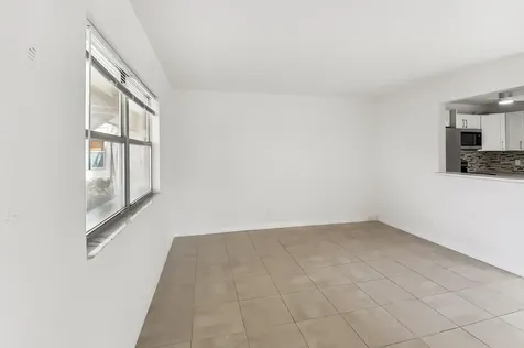 447 Saxony J Way Delray Beach FL 33446