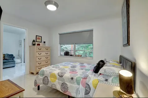 130 Lake Meryl Drive West Palm Beach FL 33411