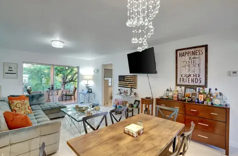 130 Lake Meryl Drive West Palm Beach FL 33411